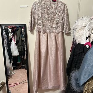 Stunning pink sparkly dress